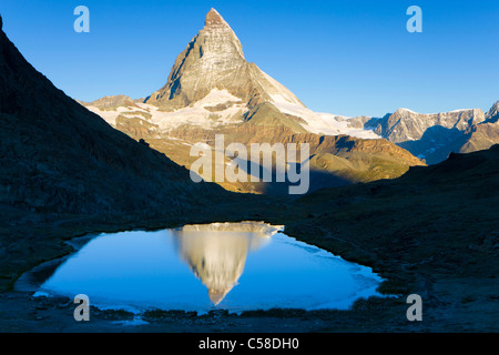 See-Riffel, Schweiz, Europa, Kanton Wallis, Mattertal, See, Meer, Berg, Matterhorn, Reflexion, morgen-Stimmung Stockfoto