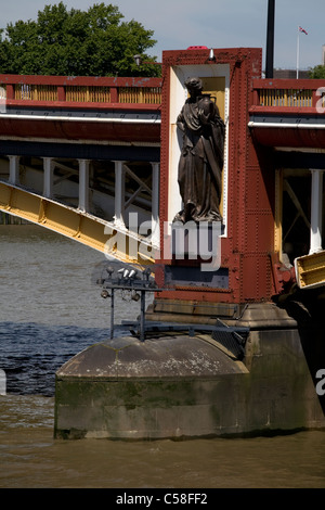 Fluss Themse Vauxhall bridge London england Stockfoto