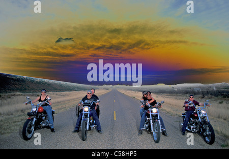 Biker, Tucumcari, New Mexico, USA, Vereinigte Staaten, Amerika, Motor bike, Straße, lang, gerade Stockfoto