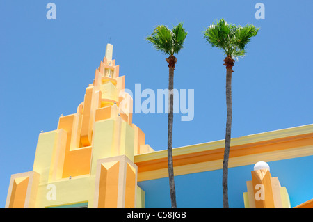 Außen, Ron Jon Surf Shop, Cocoa Beach, Florida, USA, USA, Amerika, Gebäude, Palmen Stockfoto