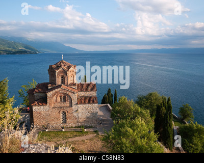 Die byzantinische orthodoxe Kirche des Hl. Johannes (Sveti Jovan) am Kaneo, am Ufer des Lake Ohrid, Mazedonien Stockfoto