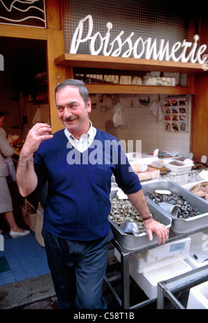Frische Meeresfrüchte Shop in Eu, Normandie Region, Frankreich. Stockfoto