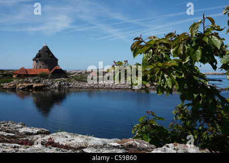 17. Jahrhundert Meer Festungsturm auf Frederiks Insel (Frederiksø), gesehen von Christen Insel (Christiansø) Stockfoto