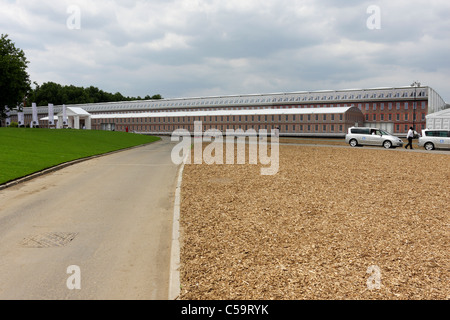 (4) Bilder mit dem Meisterwerk Antiquitäten Messe auf dem Gelände des Royal Hospital, Chelsea. Stockfoto