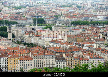 Panoramablick auf Lyon von Fourvière Hügel. Stockfoto