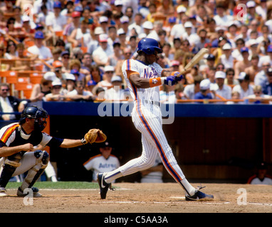 Darryl Strawberry, New York Mets in einem Spiel gegen die Houston Astros 1986. Stockfoto