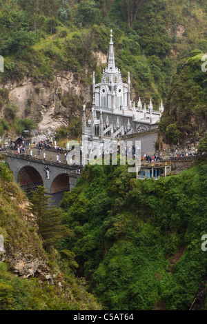 Las Lajas Sanctuary ist eine Basilika Kirche befindet sich in der südlichen Kolumbien Innere der Schlucht gebaut Der Guaiatara Fluss Stockfoto