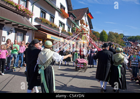 Trachtengruppe, Festumzug, Erntedankfest Und Weinfest, Schwarzwald, Menschen am Erntedankfest Thanksgiving Day, Schwarzwald Stockfoto