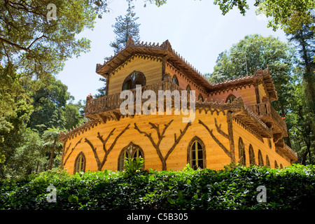 Alten Palast in Sintra in Pena Gärten. Portugal. Stockfoto