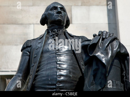 Statue von George Washington am Trafalgar Square in London Stockfoto