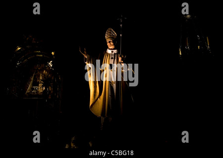 Skulptur von Papst Johannes Paul II in der Kathedrale von Ponferrada in die französische Lebensart Jakobsweg, El Bierzo, Castilla angezeigt Stockfoto