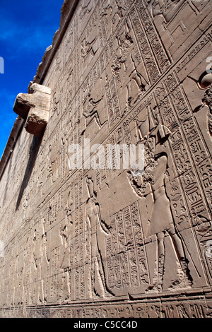 Horus Tempel (3. Jahrhundert v. Chr.), Edfu, Ägypten Stockfoto