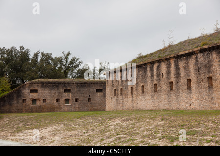 Die Außenwände des Fort Barrancas in Pensacola, Florida Stockfoto