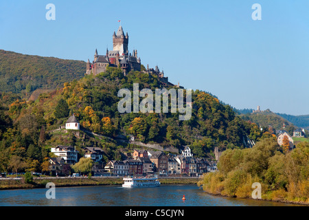 ICochem Kaiserburg (Reichsburg), Wahrzeichen von Cochem, Mosel, Rheinland-Pfalz, Deutschland, Europa Stockfoto