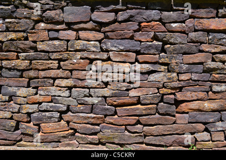 Alte Steinmauer, die eine große Hintergrund oder Textur macht Stockfoto