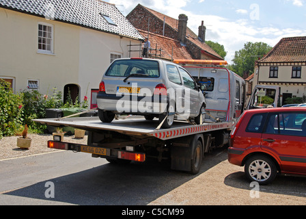 Wiederherstellung von unten gebrochen Auto, wenig Walsingham, Norfolk Stockfoto