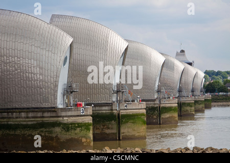 Thames Barrier bei Ebbe Stockfoto