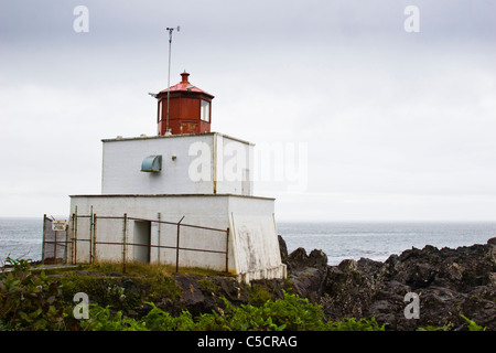 Amphitrite Point Leuchtturm in Ucluelet an der Westküste von Vancouver Island in British Columbia. Stockfoto