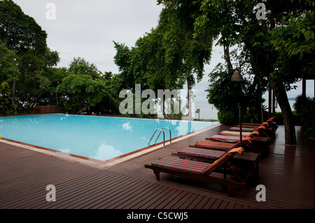 Die Vögel und Bienen Resort von Kohl und Kondome in Pattaya. Stockfoto