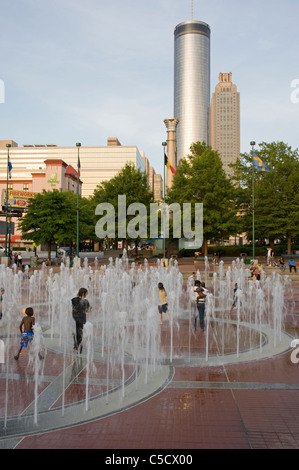 Die Brunnen der Ringe im Centennial Olympic Park in der Innenstadt von Atlanta, Georgia Stockfoto