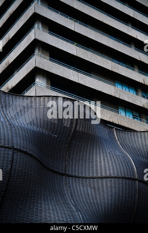 "Blaumann" Verkleidung für Guy's Hospital in London entworfen von Heatherwick Studio Stockfoto