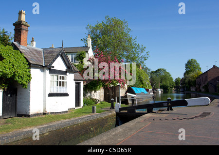 Kanalschleuse an Stourport Becken, Stourport-auf-Severn, Worcestershire, Mai 2011 Stockfoto