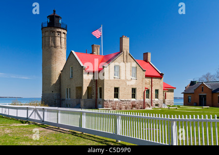 Die historische alte Mackinac Point Lighthouse in Mackinaw City, Michigan, USA. Stockfoto