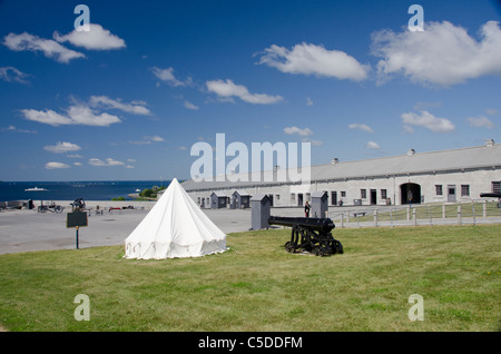 Kingston Ontario, Kanada. Fort Henry, National Historic Site of Canada, UNESCO. Lake Ontario in Ferne. Stockfoto