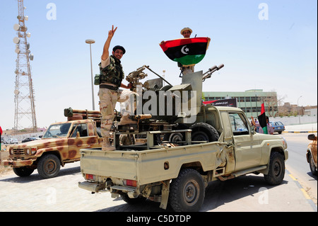 ein Krieg zwischen Gaddafi-Armee und Libyens Übergangsrat Armee mit Unterstützung aus der Luft von der NATO begann am 17 März 201 Stockfoto