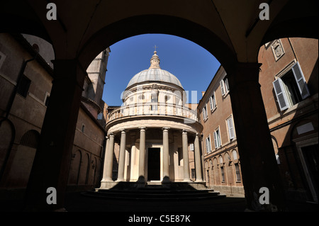 Italien, Rom, Komplex von San Pietro in Montorio, Tempel Tempietto del Bramante, Renaissance-Architektur Stockfoto