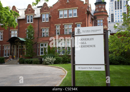 Annesley Hall des Wohnsitzes in der Victoria University of Toronto Ontario Kanada Stockfoto