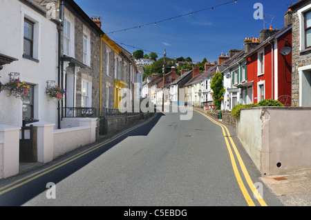 Stein-Hütten entlang der Hauptstraße St. Dogmaels wales Stockfoto