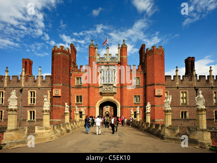 Hampton Court Palace, große Torhaus. Stockfoto