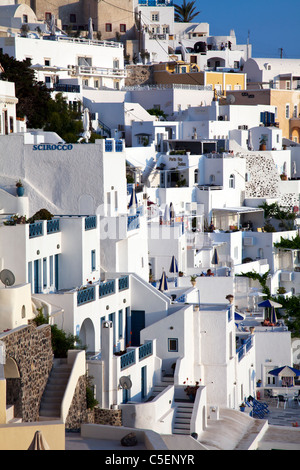 Thira, Santorini, griechische Insel, Griechenland, Europa schließen Blick auf weiße gewaschenen Gebäuden und Wohnungen Stockfoto