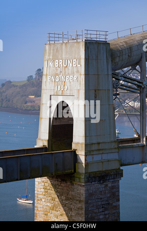 Die Royal Albert Bridge über den Fluss Tamar, entworfen von I K Brunel und eröffnet im Mai 1859, Plymouth, Devon, England, Vereinigtes Königreich Stockfoto