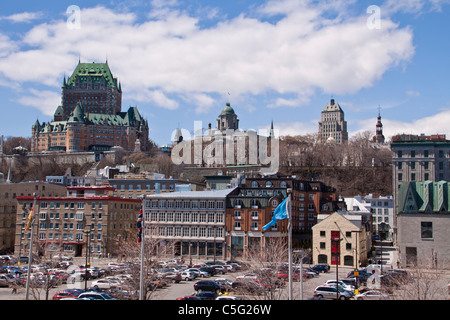 Berühmten Fairmont Le Château Frontenac Hotel mit oberen und unteren Quebec Stadt, Quebec, Kanada. Stockfoto