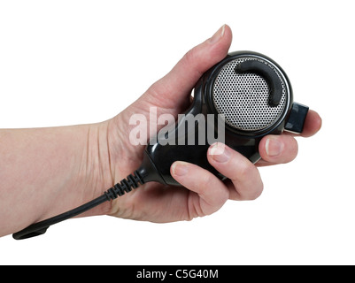 Halten Sie ein handheld Mikrofon zur Kommunikation über Bürger-Band-Radio - Pfad enthalten Stockfoto