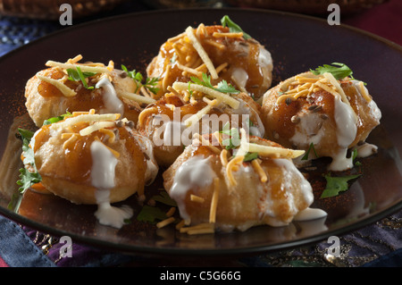 Pani Puri. Indischer Imbiss Stockfoto