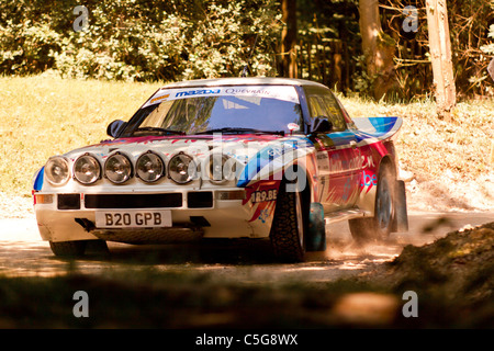 Mazda MX5 Rally Car in Aktion beim Goodwood Festival der Geschwindigkeit 2011 Stockfoto