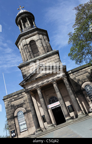 Kirche St. CHAD, mit Blick auf The Quarry und bekannt für seine Runde Kirchenschiff, die Kirche ist ein Denkmalschutz Gebäude. Stockfoto