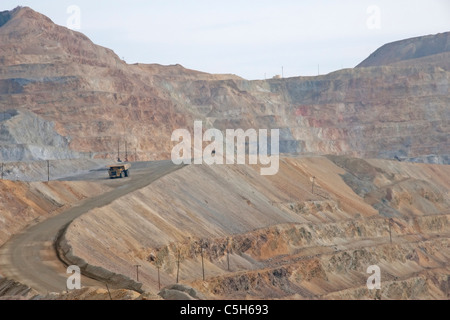 Die Bingham Canyon Mine oder Kennecott Copper Mine, in Salt Lake City, Utah, ist der 2. höchste Kupferproduzent in den USA. Stockfoto