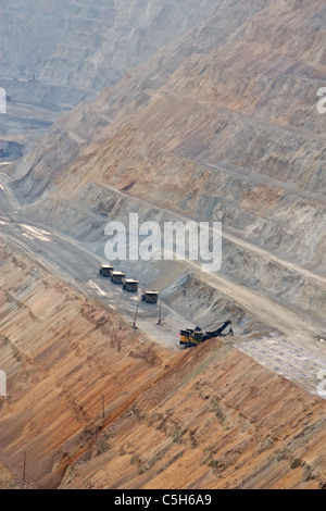 Die Bingham Canyon Mine oder Kennecott Copper Mine, in Salt Lake City, Utah, ist der 2. höchste Kupferproduzent in den USA. Stockfoto