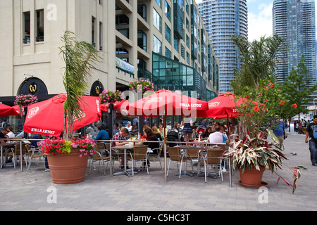 Wasserzeichen, irischer Pub-Bar und Restaurant Terrasse an der Waterfront Toronto Ontario Kanada Stockfoto