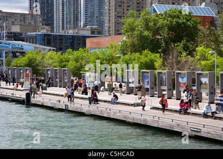 Promenade an der Harbourfront centre Toronto Ontario Kanada Stockfoto