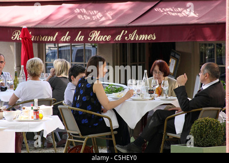 American Diner Essen außerhalb Paris Restaurant in Versailles Stockfoto