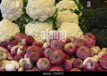 Gemüse auf einem lokalen Marktstand in Versailles Stockfoto