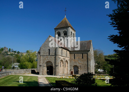 Römischen Kirche: "Notre Dame Sur l ' eau" in Domfront. Normandie, Frankreich. Stockfoto