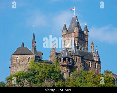 ICochem Kaiserburg (Reichsburg), Wahrzeichen von Cochem, Mosel, Rheinland-Pfalz, Deutschland, Europa Stockfoto