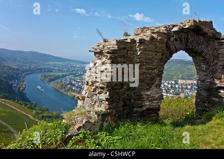 Blick von der Burg Landshut Auf Das Moseltal, Bernkastel-Kues, Mosel, Blick von der Burg Landshut über das Moseltal Stockfoto