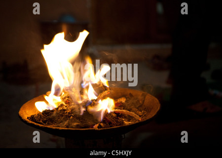 Ladakhi Neujahr. Wegen der august Überschwemmungen gibt es keine öffentlichen feiern. Menschen markieren die Gelegenheit ruhig zu Hause. Stockfoto